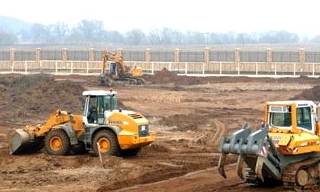 Планировка участка бульдозером в Видном от 932 руб. Цены за м2 - ИП Садыков В. Р.